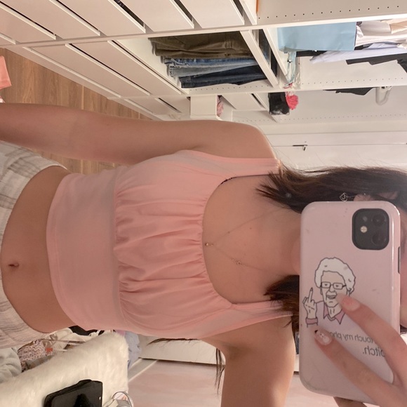 Cute baby pink tank top - Picture 3 of 3